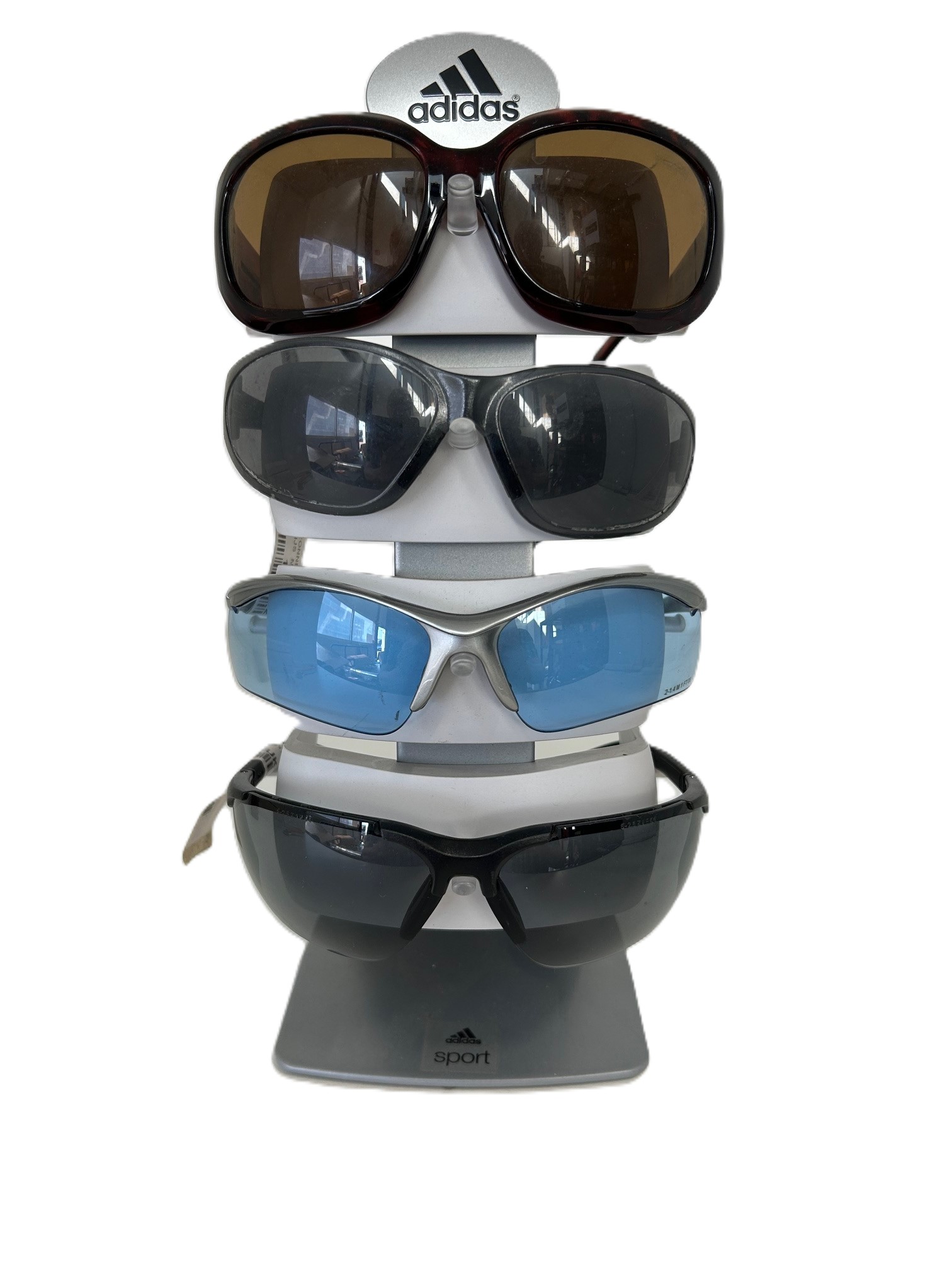 4 veiligheidsbrillen (standaard niet inbegrepen)