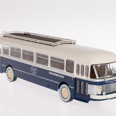 ACBUS094 Bus of the World 1:43 scale Saviem Chausson SC1 (1960) France