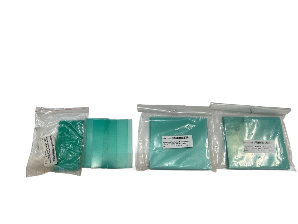 30 x Buitenruit Lashelm Nova Zwart