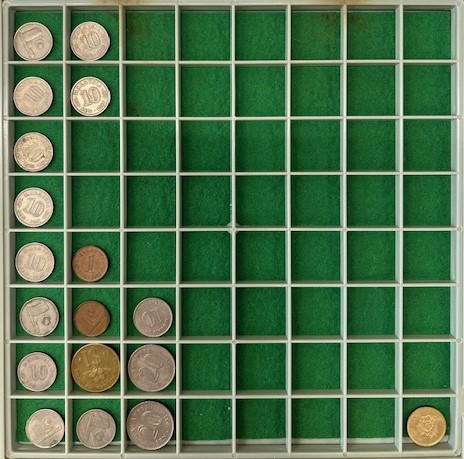 1 Kastje met 4 laden met 62 munten - Afbeelding 2