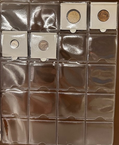 Muntenalbum voor Nederlandse munten van de jaren 1980 met 46 munten - Afbeelding 2
