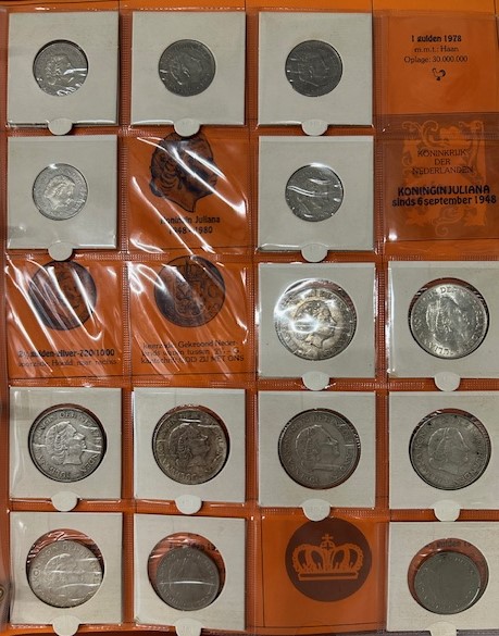 Muntenalbum voor Nederlandse munten van de jaren 1948-1980 met 147 munten - Afbeelding 2