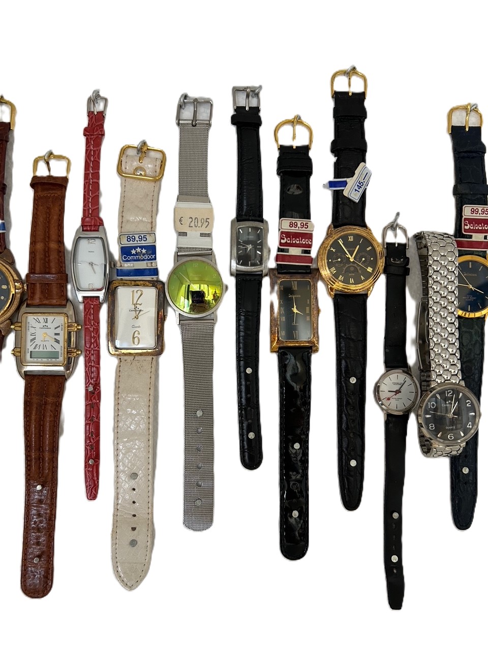 30 Horloges uit de jaren 60-70-80 Commodore – Salvatore etc - Afbeelding 3