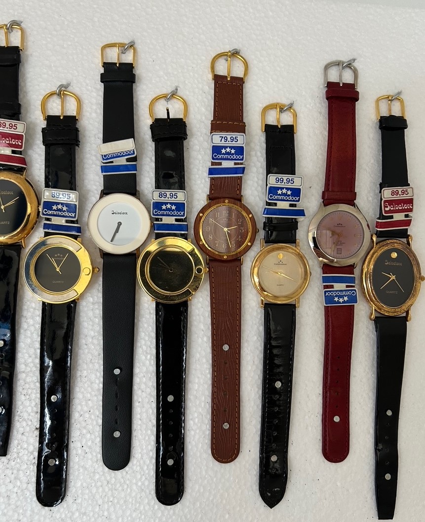 30 Horloges uit de jaren 60-70-80 Commodore – Salvatore etc - Afbeelding 6