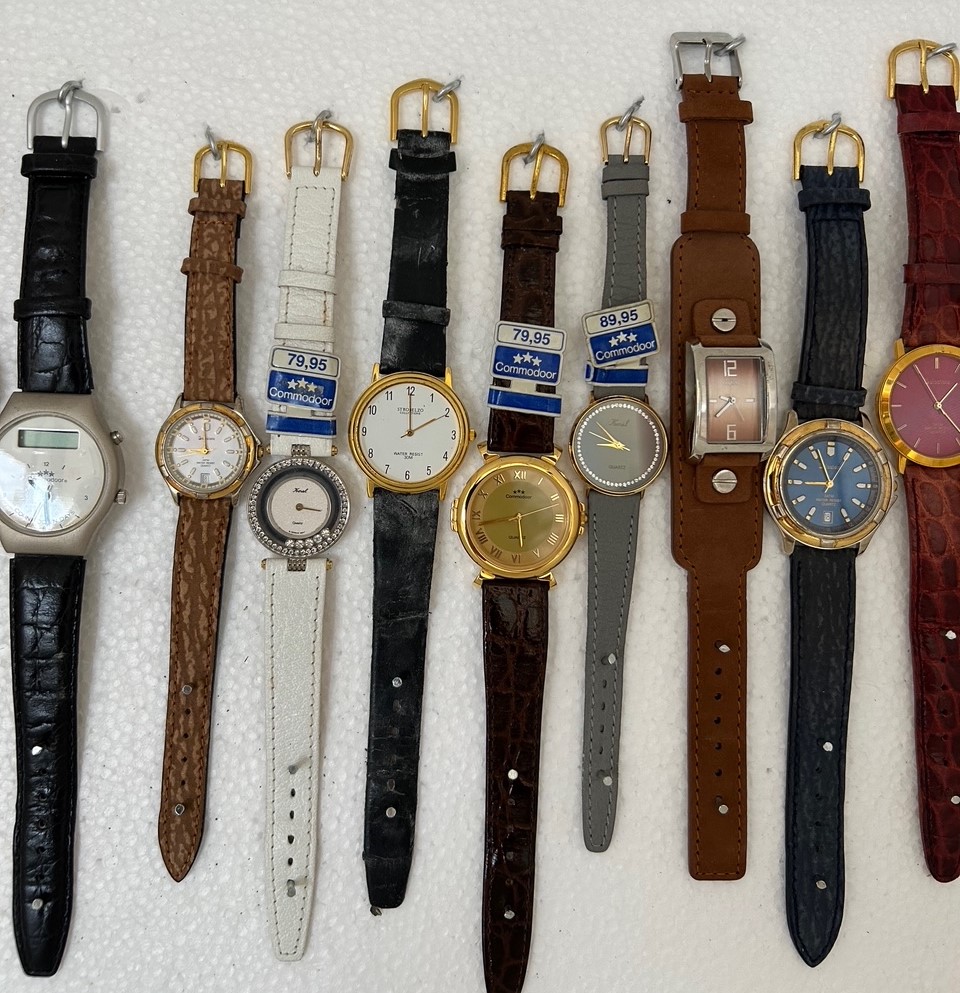 31 Horloges uit de jaren 60-70-80 Commodore – Salvatore etc - Afbeelding 2